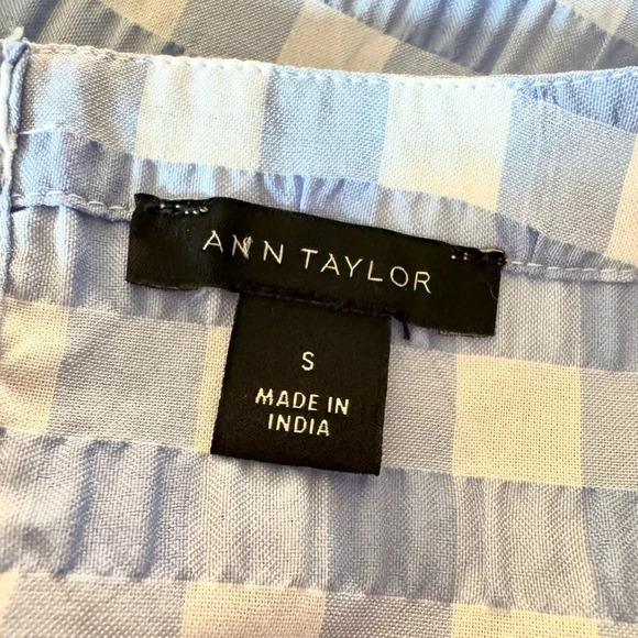 Ann Taylor Gingham Bubble Sleeve Top in blue and white check seersucker blouse - Picture 10 of 11